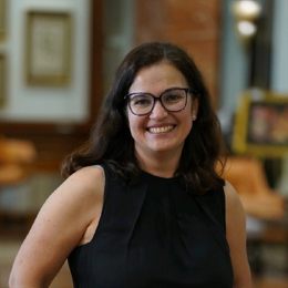 国信证券：投资高门槛资产的重要性